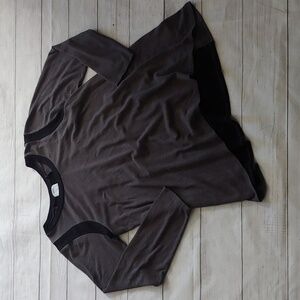 SUNDAY KNIT TOP WITH CONTRASTING BACK